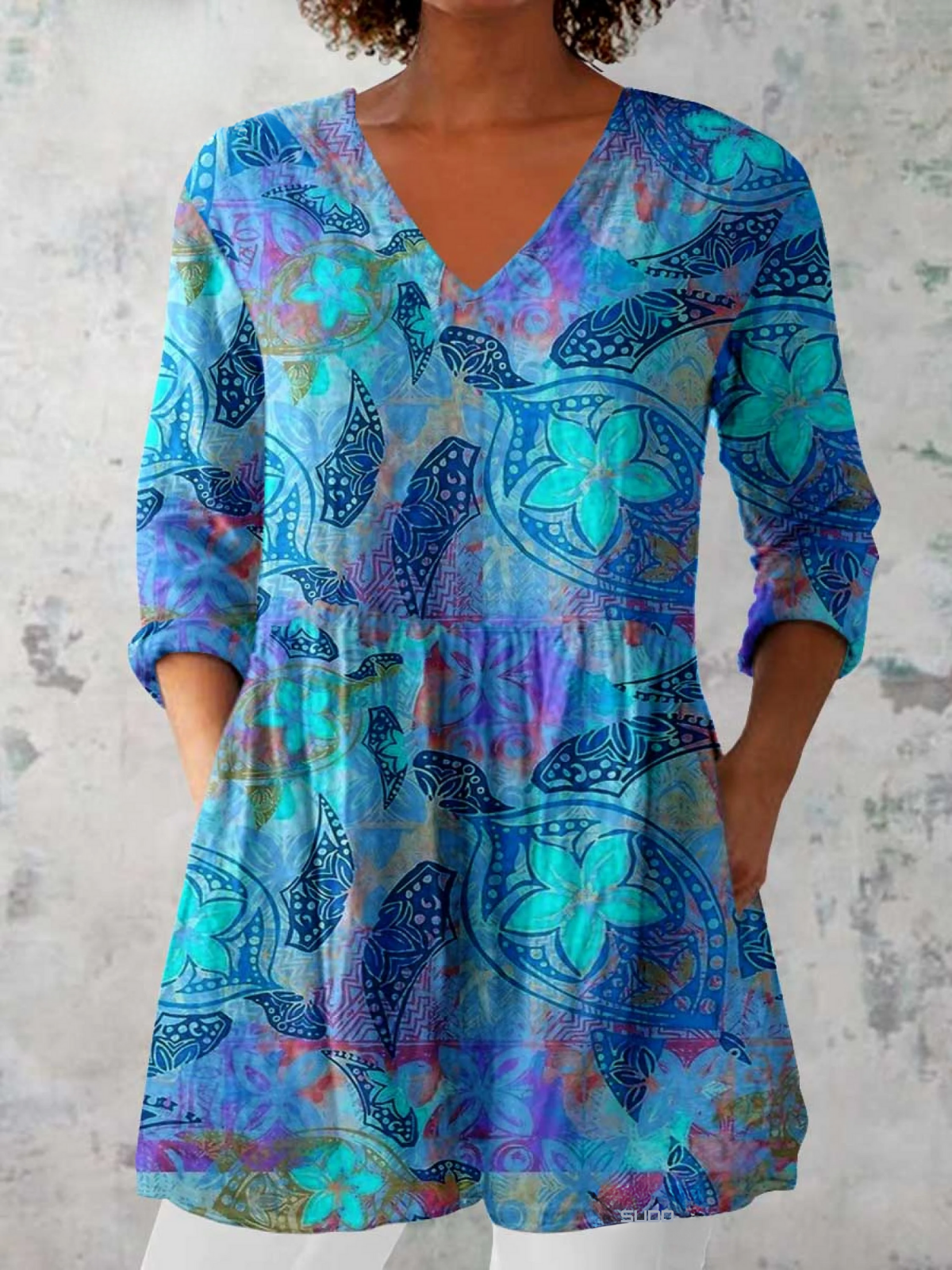 Lilia – Blusa larga en tejido fluido con escote en V, elegante y femenina