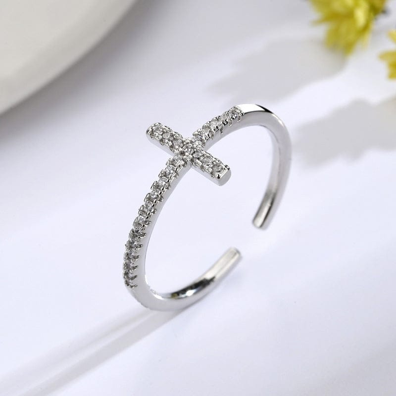 Anillo Cruz de Plata Brillante (Ajustable)
