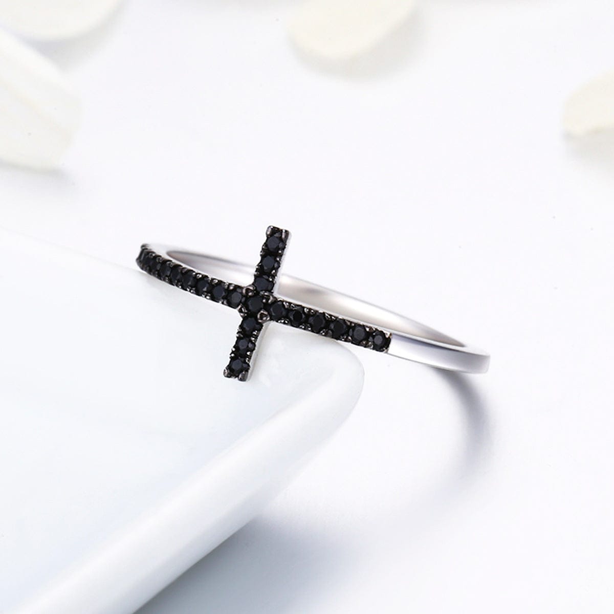 Anillo Brillante Cruz de Plata
