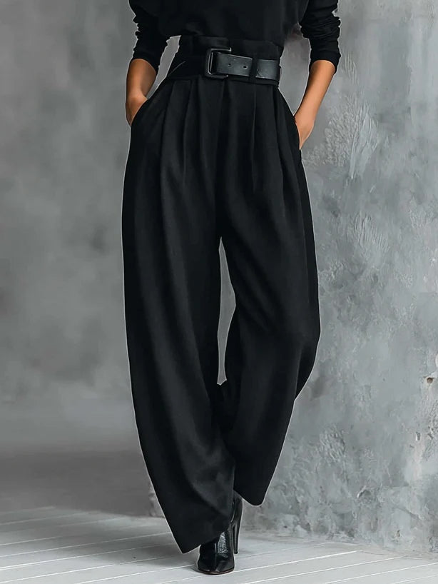 Lourdes | Conjunto negro de dos piezas