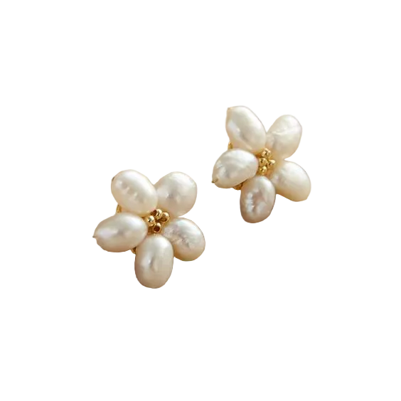 Pendientes de Perlas Elegantes con Pétalos Blancos