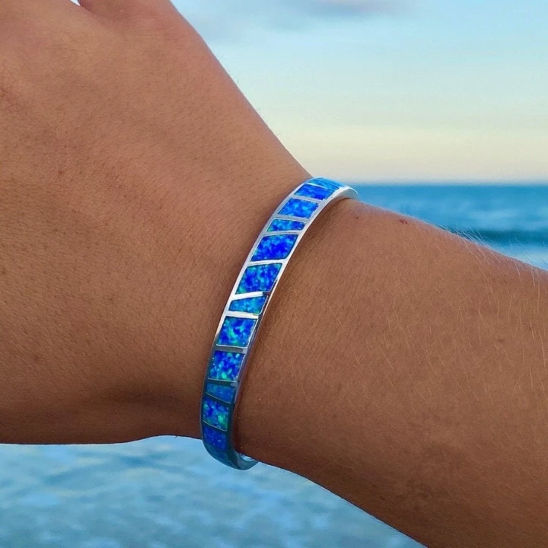 Pulsera de ópalo azul y plata