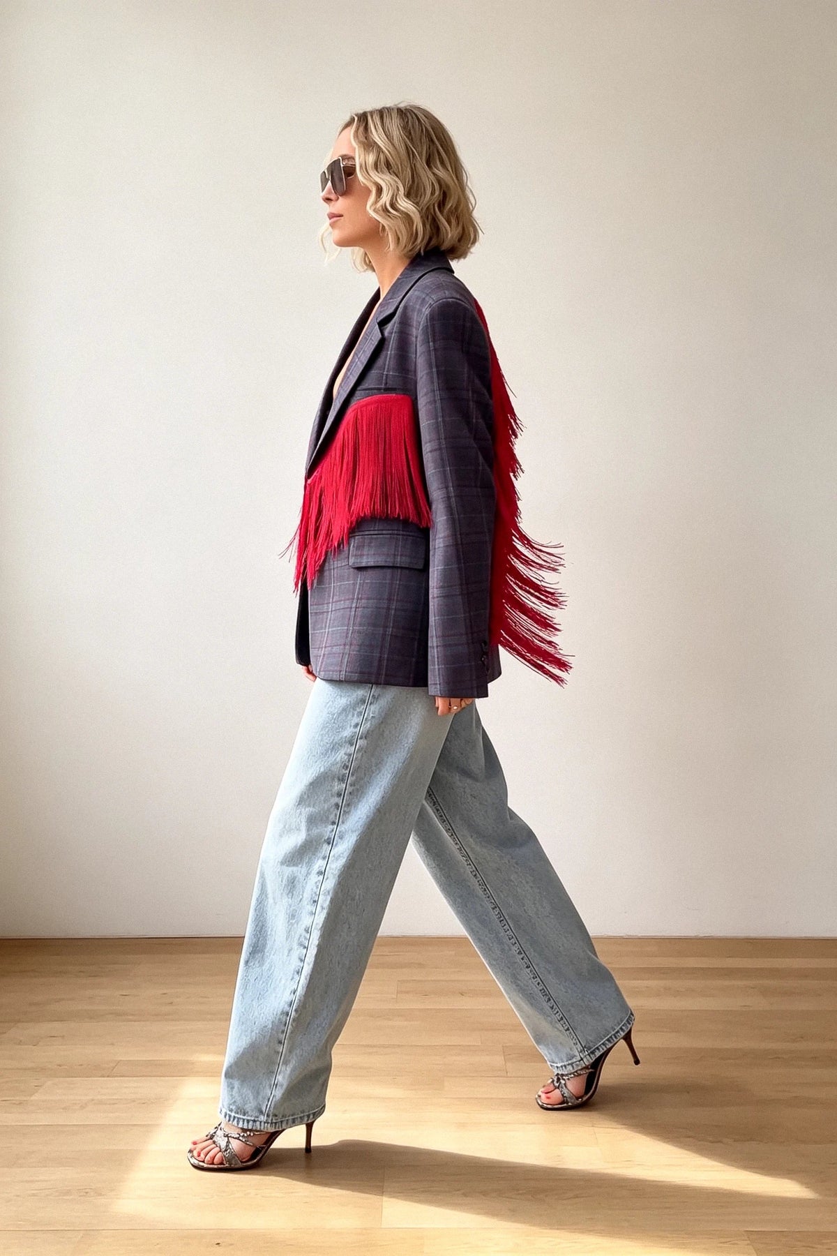 Ángela | Blazer de cuadros con alas de flecos