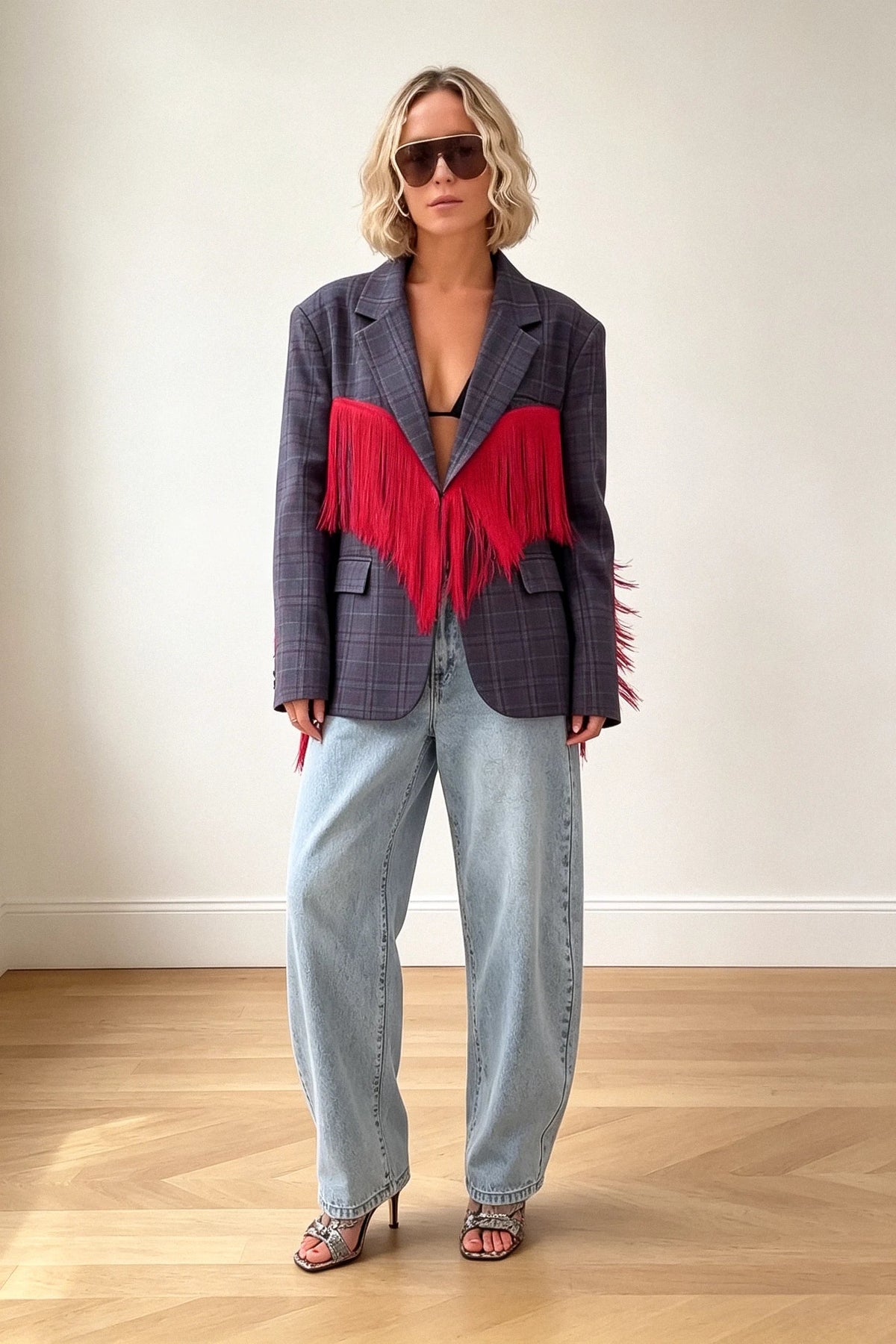 Ángela | Blazer de cuadros con alas de flecos