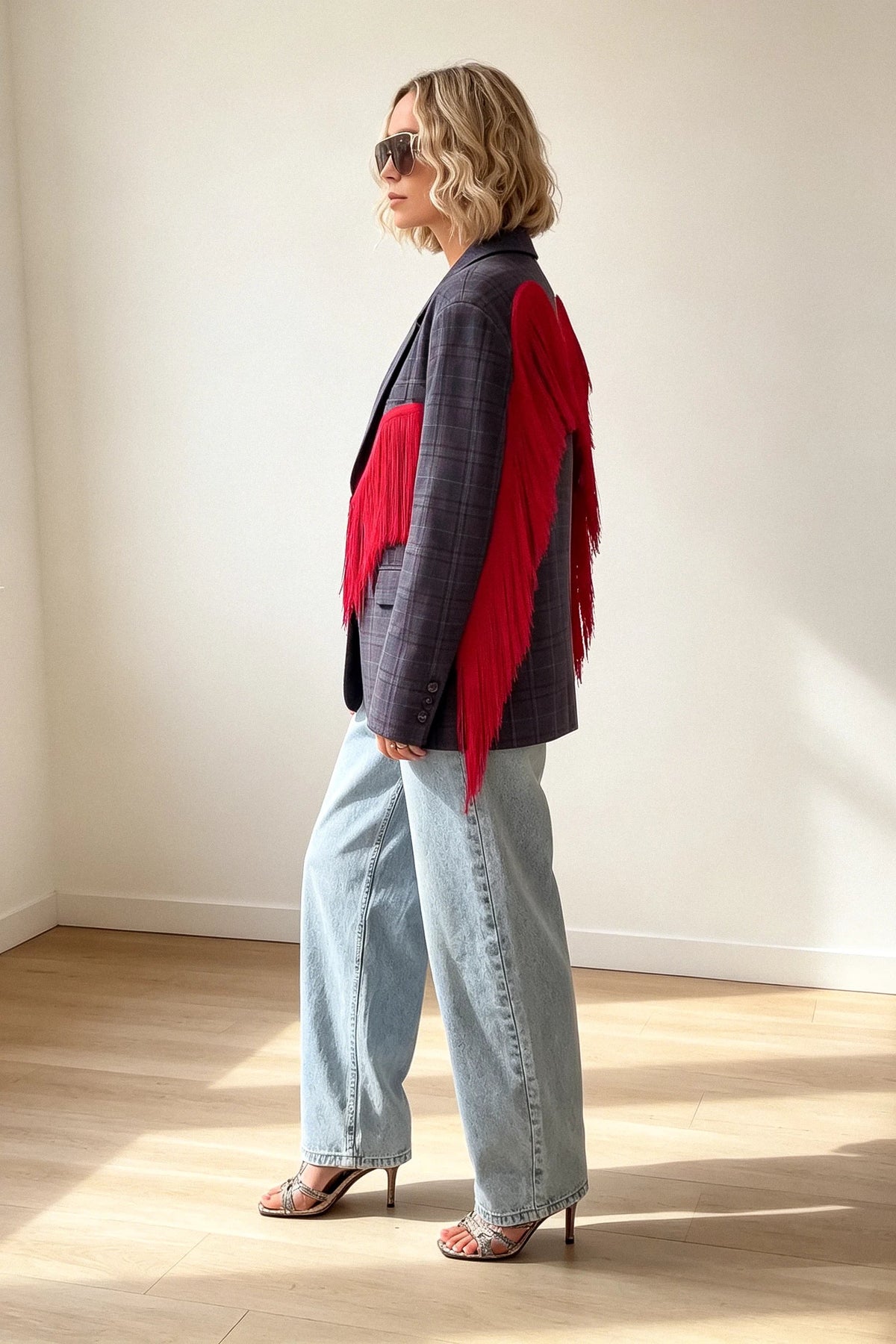 Ángela | Blazer de cuadros con alas de flecos
