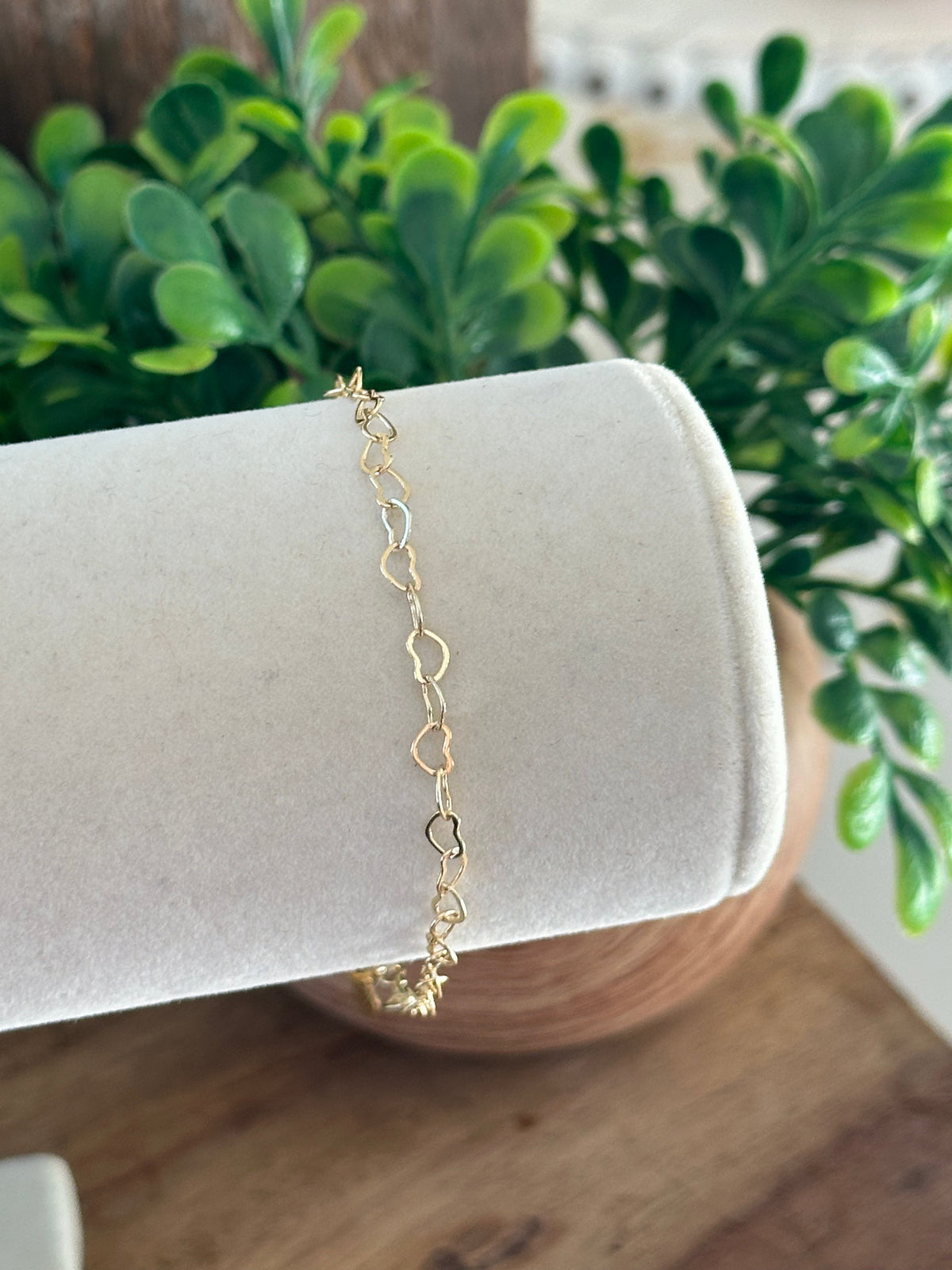 Pulsera Mea con Eslabones de Corazón