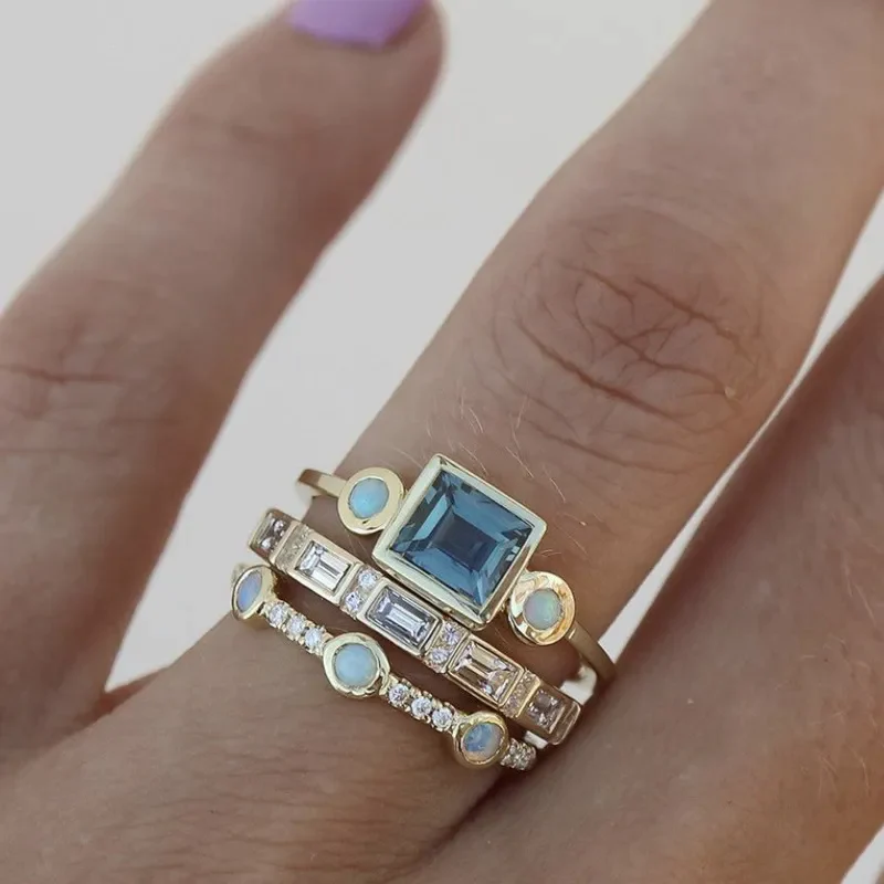 Conjunto de Anillos de Cristal Azul Vintage