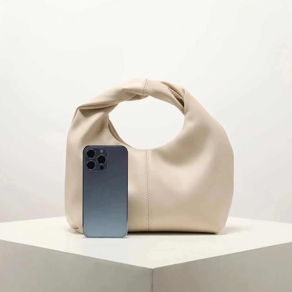 Lara | Bolso de Mano de Lujo