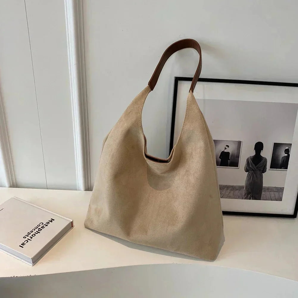 Lola | Bolso Tote de Terciopelo
